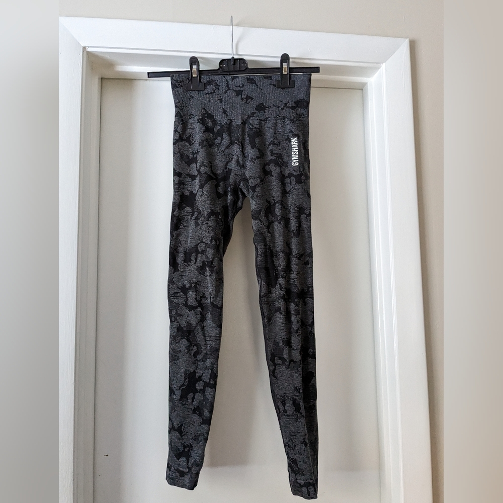 Gymshark Adapt Seamless leggings  size XS camo